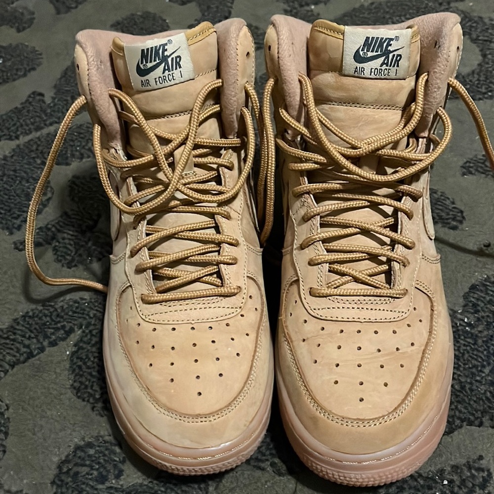 Nike Air Force 1